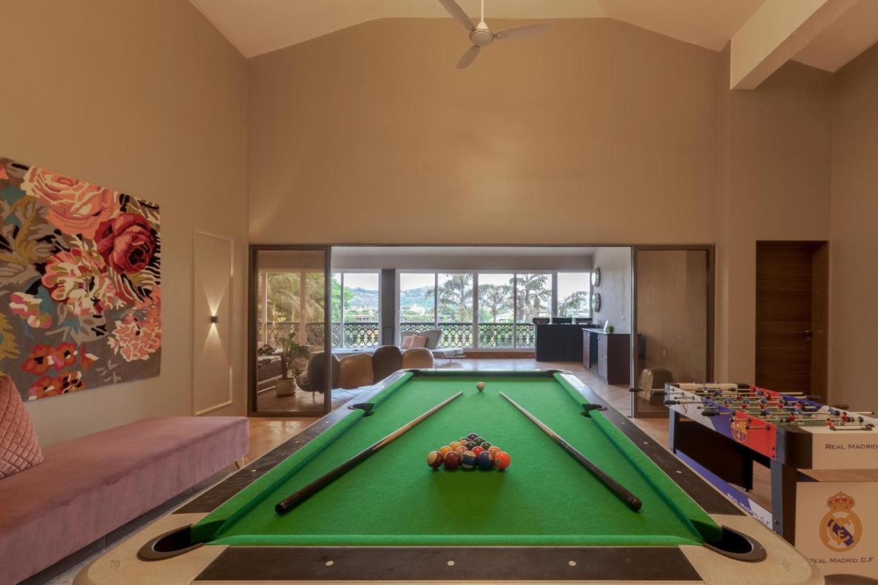 Stayvista'S The Cincin With Elegant Rooms, Snooker Table, Pool, Scenic View, And Jacuzzi Lonavala Esterno foto