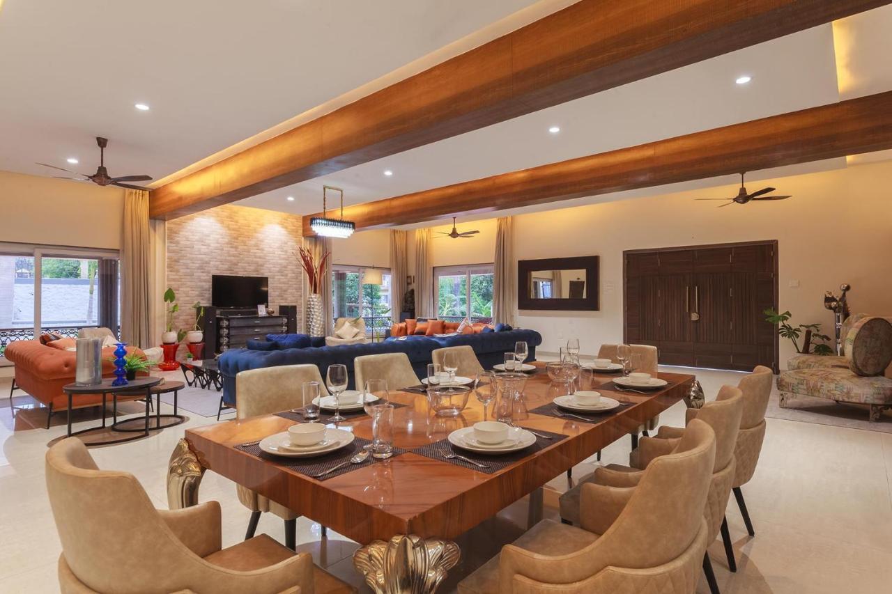 Stayvista'S The Cincin With Elegant Rooms, Snooker Table, Pool, Scenic View, And Jacuzzi Lonavala Esterno foto