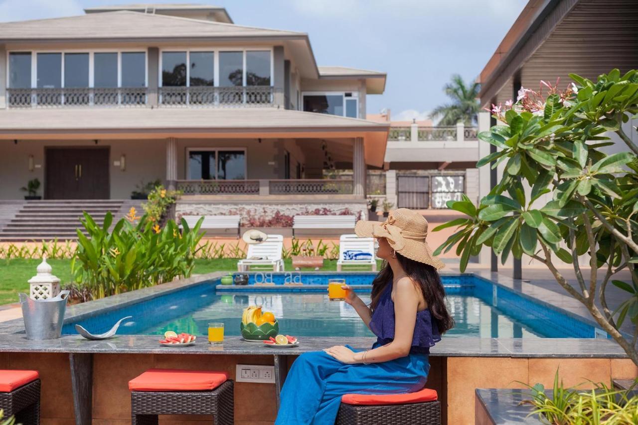 Stayvista'S The Cincin With Elegant Rooms, Snooker Table, Pool, Scenic View, And Jacuzzi Lonavala Esterno foto
